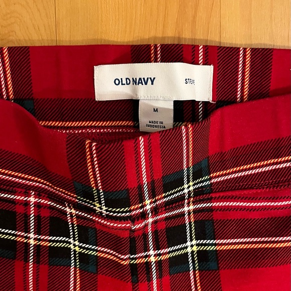 Old Navy Holiday Leggings - Picture 3 of 3